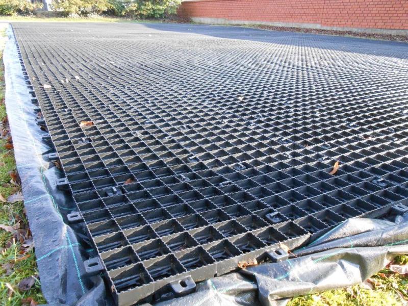 1 m² Bodenraster - Rasengitter - Splittgitter  "Medium Plus" schwarz 500x500x50 mm - Für Fahrzeuge bis 5 t