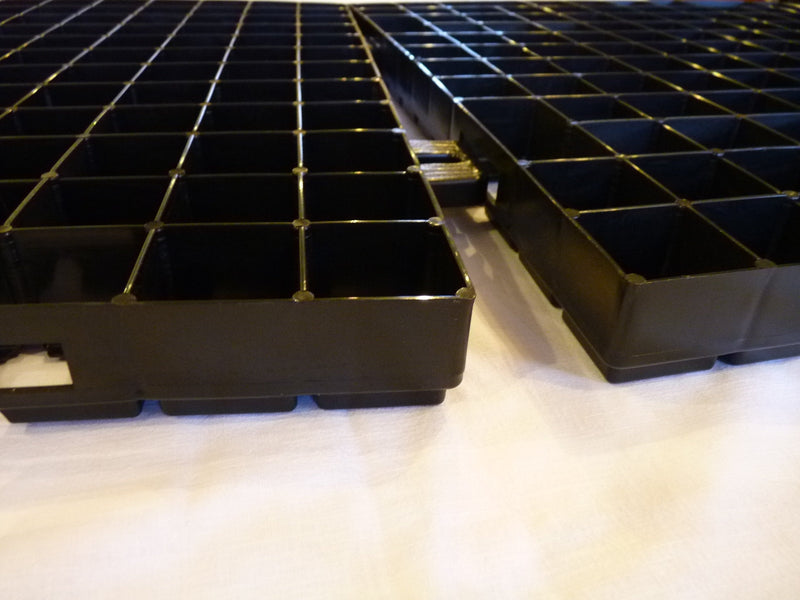 1 m² Bodenraster - Rasengitter "Basic" schwarz - 500x500x40 mm - Für Fahrzeuge bis 2,5 t"