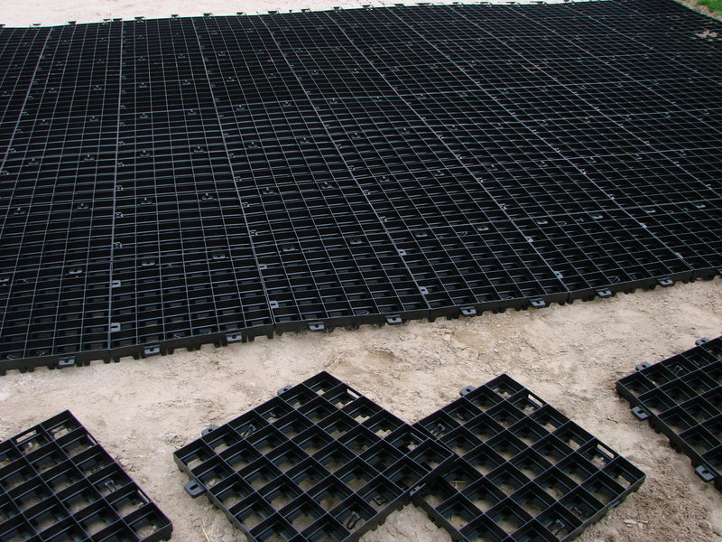 1 m² Bodenraster - Rasengitter "Basic" schwarz - 500x500x40 mm - Für Fahrzeuge bis 2,5 t"