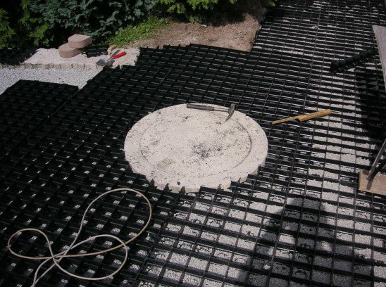 1 m² Bodenraster - Rasengitter - Splittgitter "Medium" grün 500x500x60 mm - Für Fahrzeuge bis 7,5 t