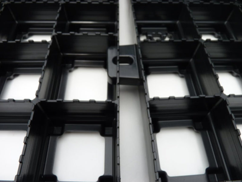 1 m² Bodenraster - Rasengitter - Splittgitter  "Medium Plus" schwarz 500x500x50 mm - Für Fahrzeuge bis 5 t