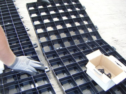 1 m² Bodenraster - Rasengitter - Schwerlastgitter "Heavy" schwarz 500x500x60 mm - Für Fahrzeuge bis 12 t